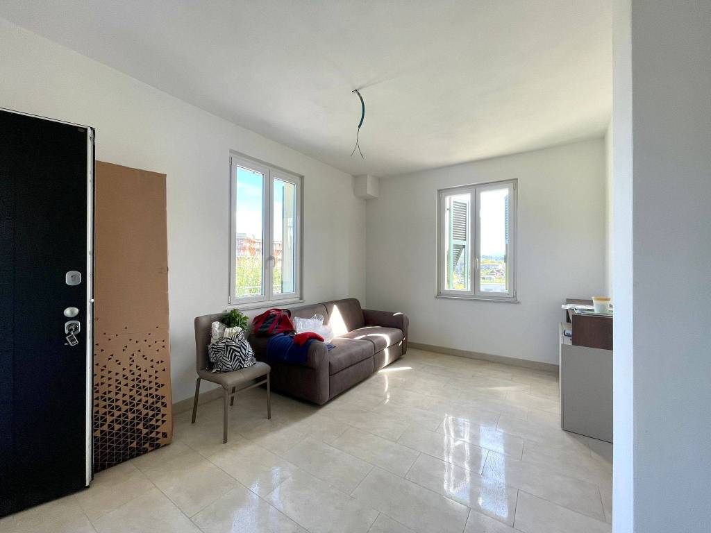 appartamento in vendita a Sarzana in zona Falcinello