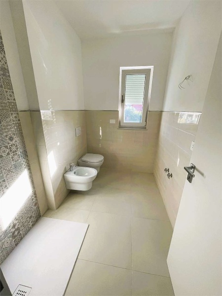 appartamento in vendita a Sarzana