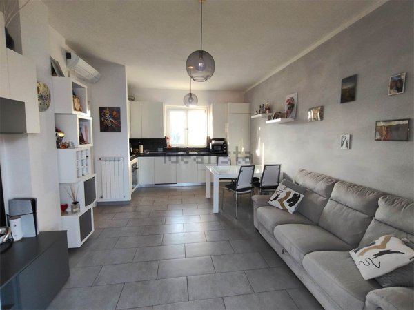 casa semindipendente in vendita a Sarzana in zona San Lazzaro