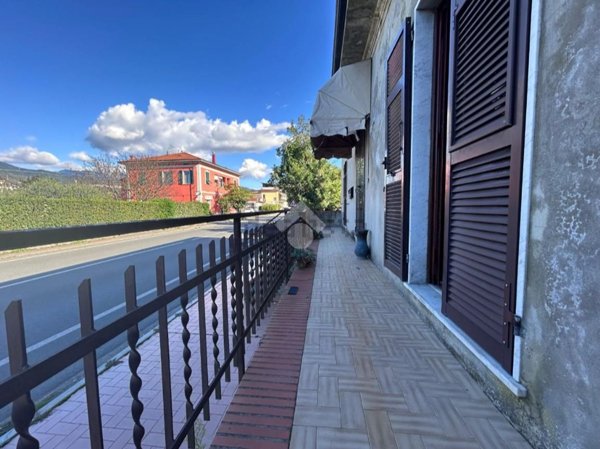 appartamento in vendita a Sarzana