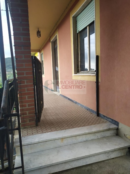 casa indipendente in vendita a Sarzana in zona Falcinello
