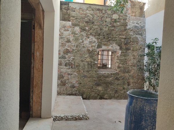 casa semindipendente in vendita a Sarzana