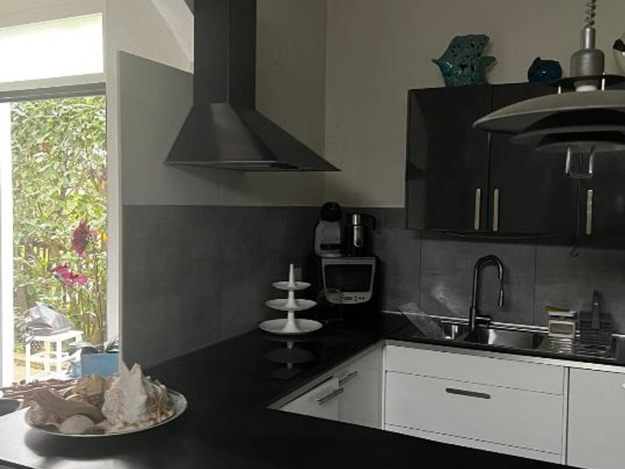 casa indipendente in vendita a Sarzana in zona Marinella di Sarzana