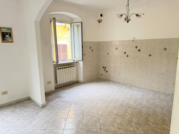 appartamento in vendita a Sarzana