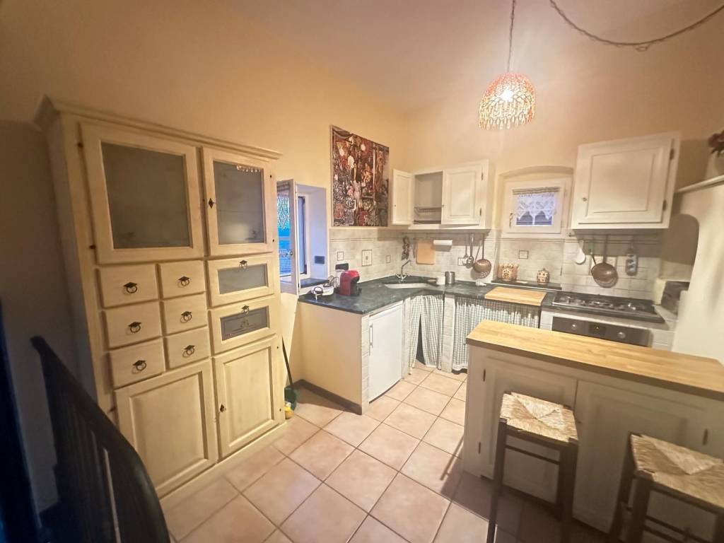 quadrivano in vendita a Sarzana in zona Falcinello