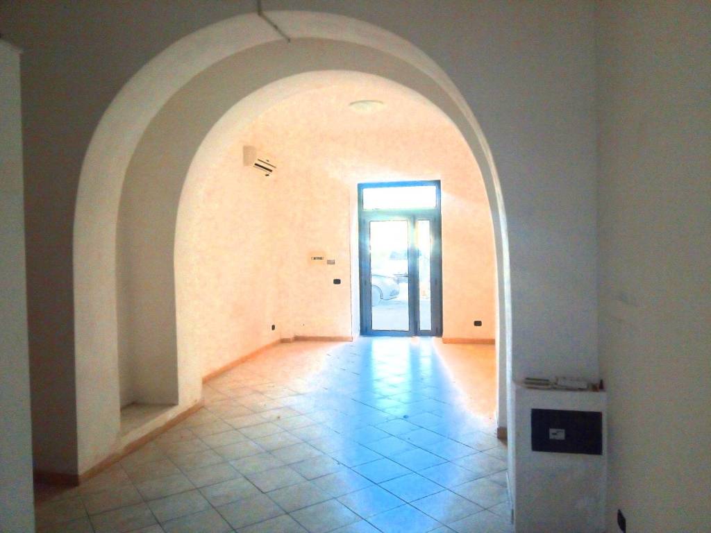 negozio in vendita a Sarzana