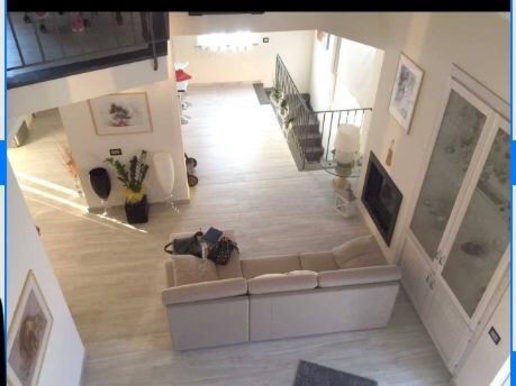 casa indipendente in vendita a Sarzana