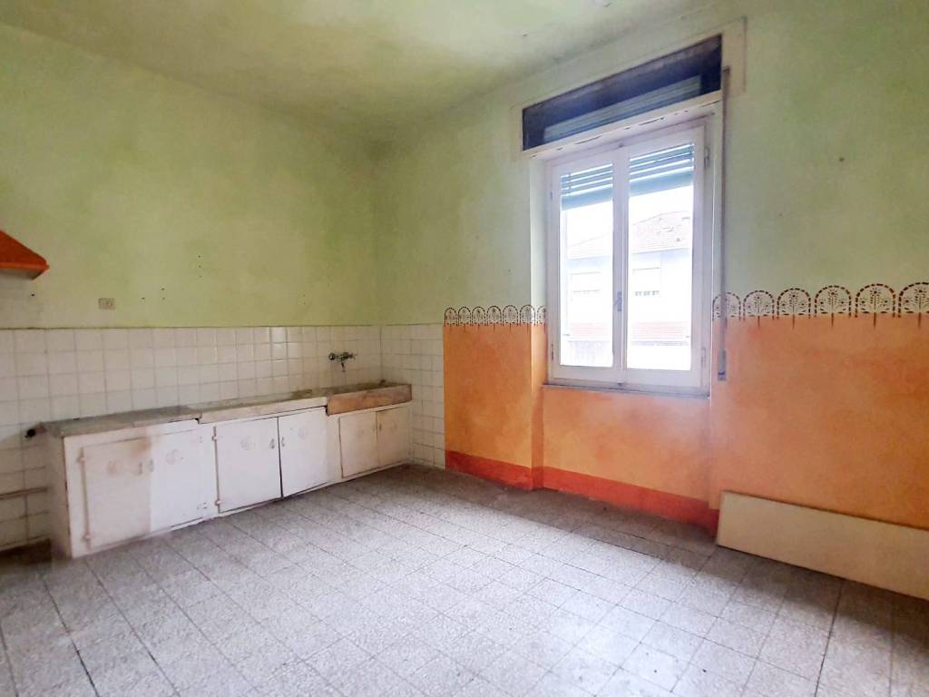 appartamento in vendita a Sarzana