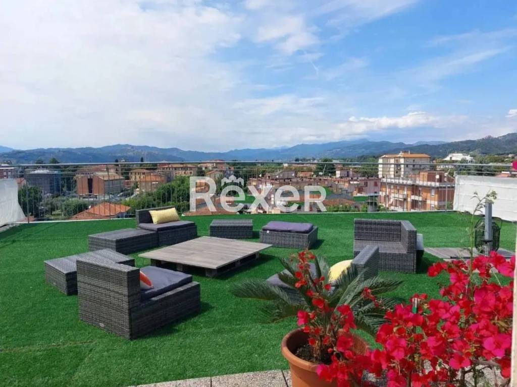 appartamento in vendita a Sarzana