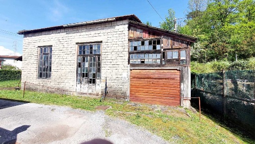 casale in vendita a Sarzana