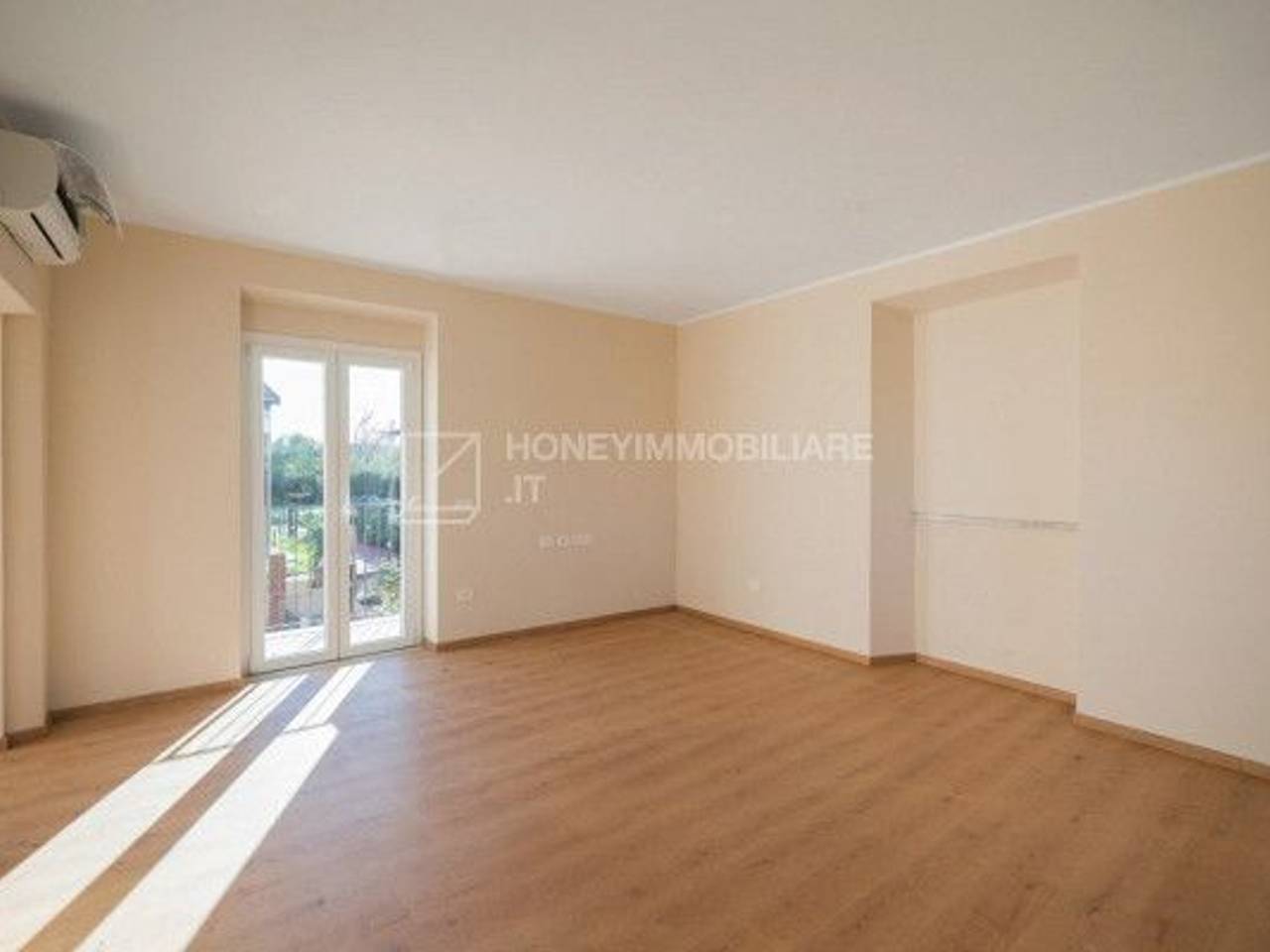 appartamento in vendita a Sarzana