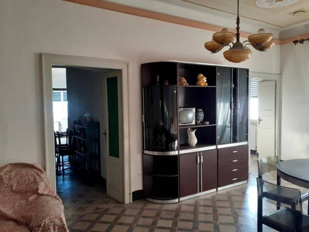 appartamento in vendita a Sarzana in zona Falcinello