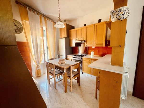appartamento in vendita a Sarzana