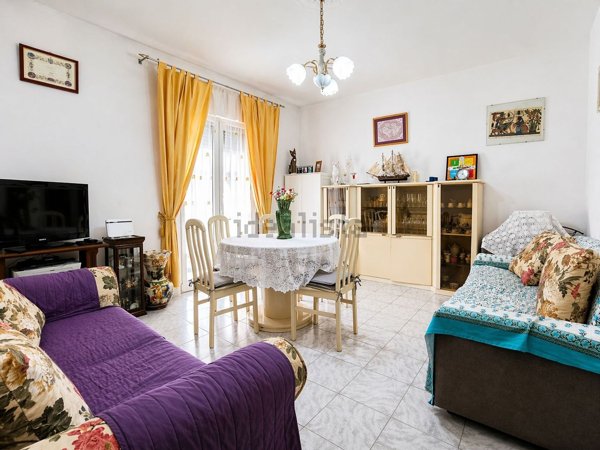 appartamento in vendita a Sarzana