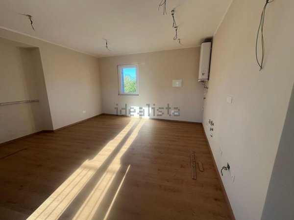 appartamento in vendita a Sarzana