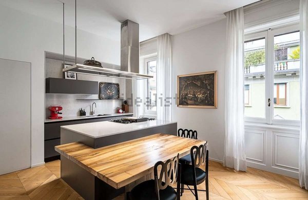 casa indipendente in vendita a Sarzana