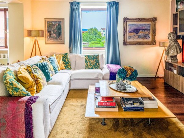 casa indipendente in vendita a Sarzana