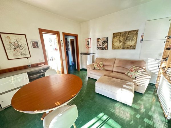 appartamento in vendita a Sarzana in zona Marinella di Sarzana