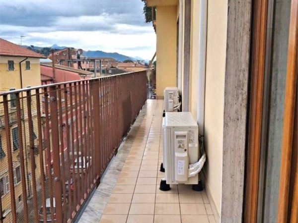 appartamento in vendita a Sarzana