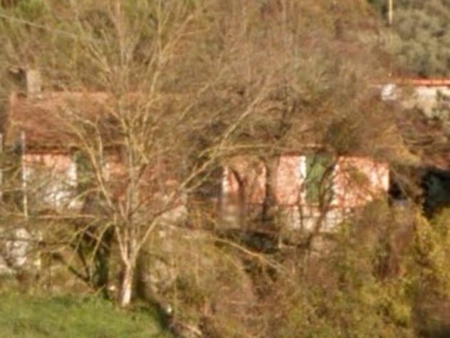 casa indipendente in vendita a Sarzana