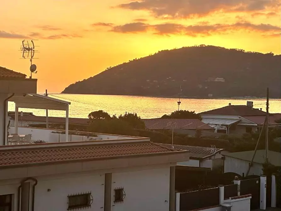 appartamento in vendita a Sarzana in zona Marinella di Sarzana