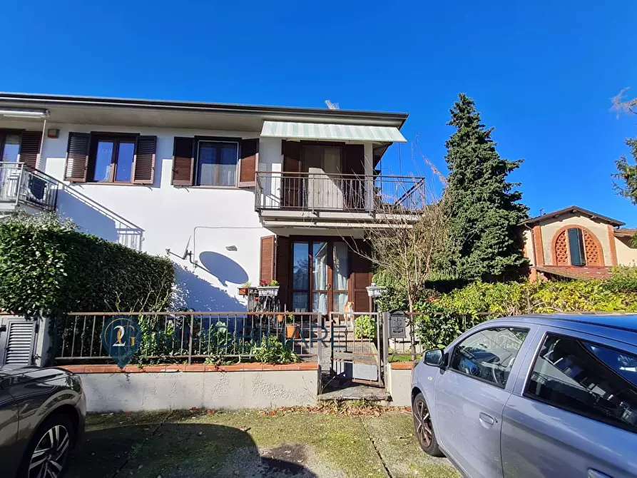 casa indipendente in vendita a Sarzana