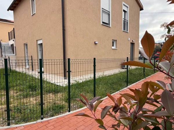 appartamento in vendita a Sarzana