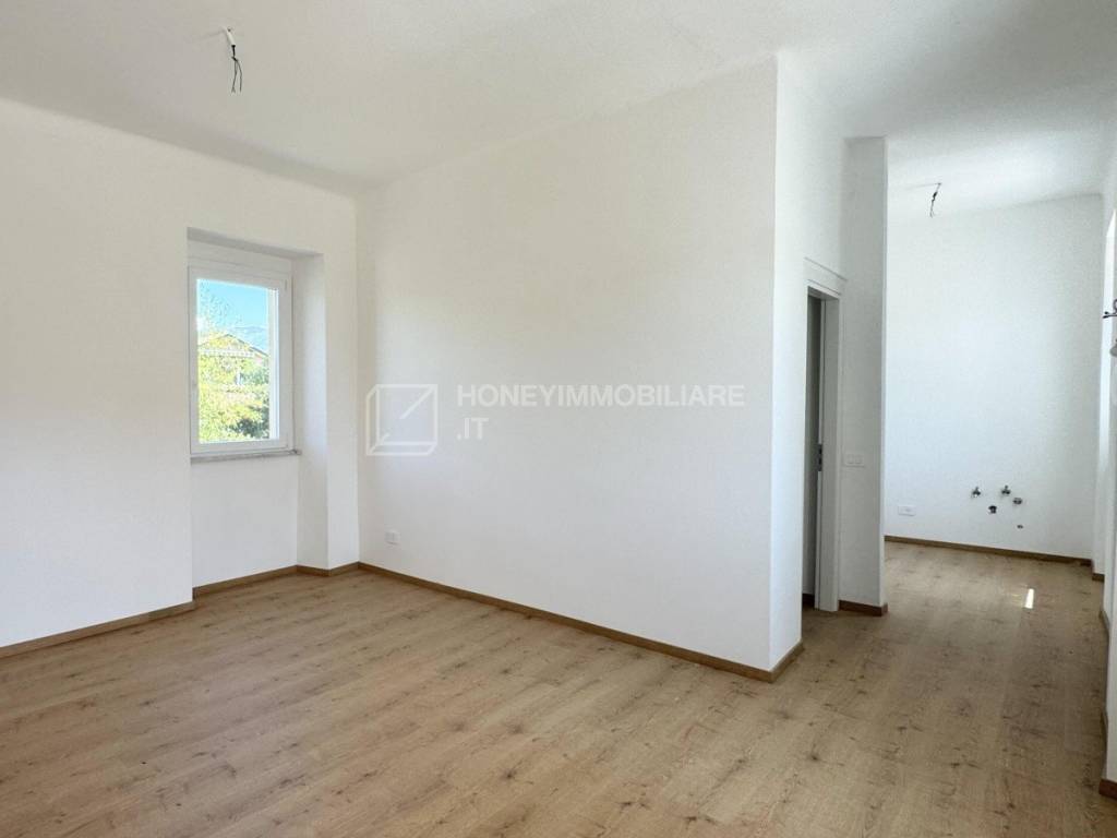 appartamento in vendita a Sarzana