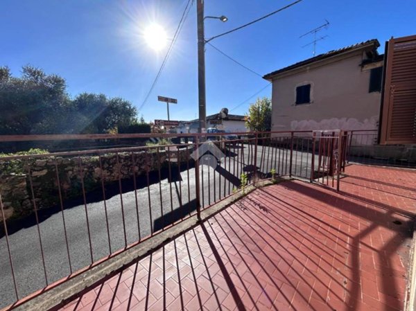 appartamento in vendita a Sarzana