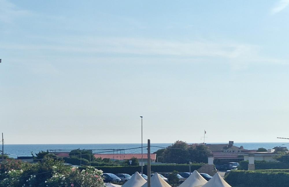 appartamento in vendita a Sarzana in zona Marinella di Sarzana