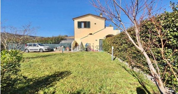 appartamento in vendita a Sarzana