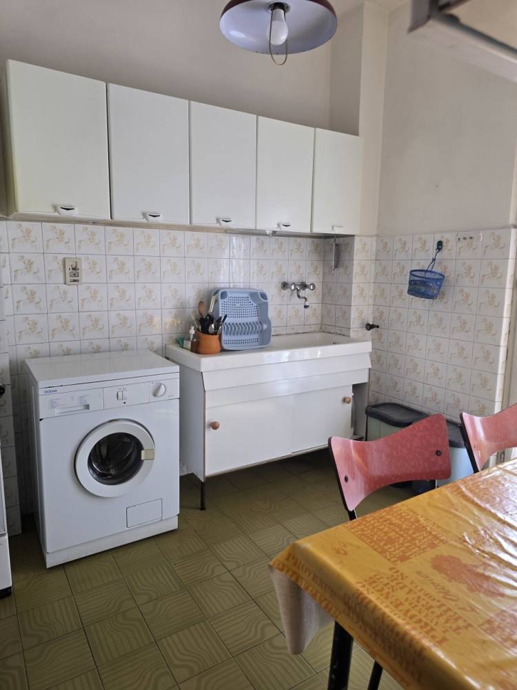 appartamento in vendita a Sarzana in zona Marinella di Sarzana