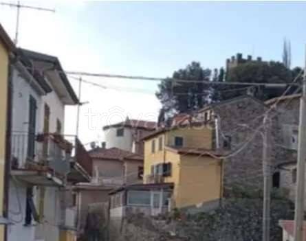 appartamento in vendita a Sarzana in zona Falcinello