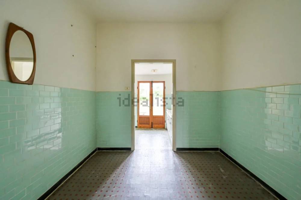 casa indipendente in vendita a Sarzana
