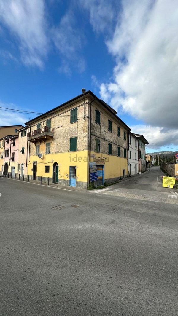 appartamento in vendita a Sarzana