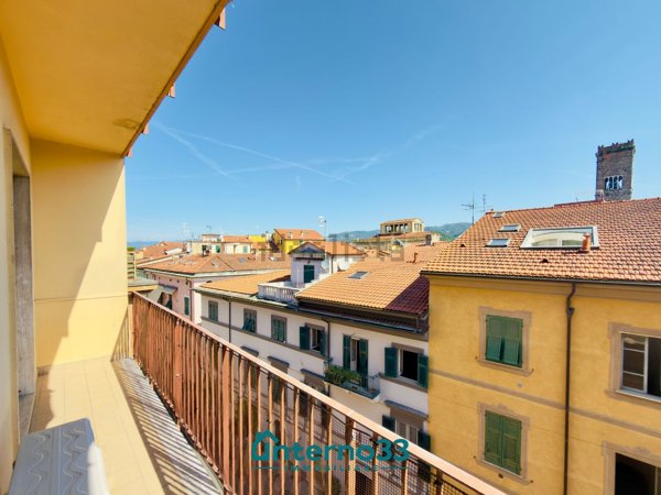 appartamento in vendita a Sarzana