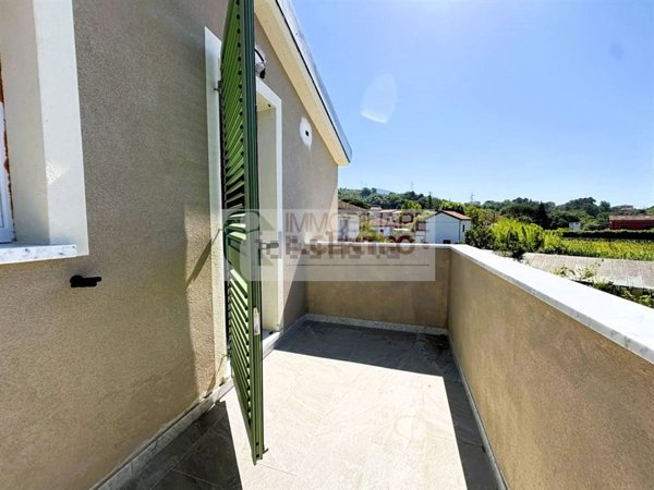 casa indipendente in vendita a Sarzana in zona San Lazzaro