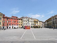 locale di sgombero in vendita a Sarzana