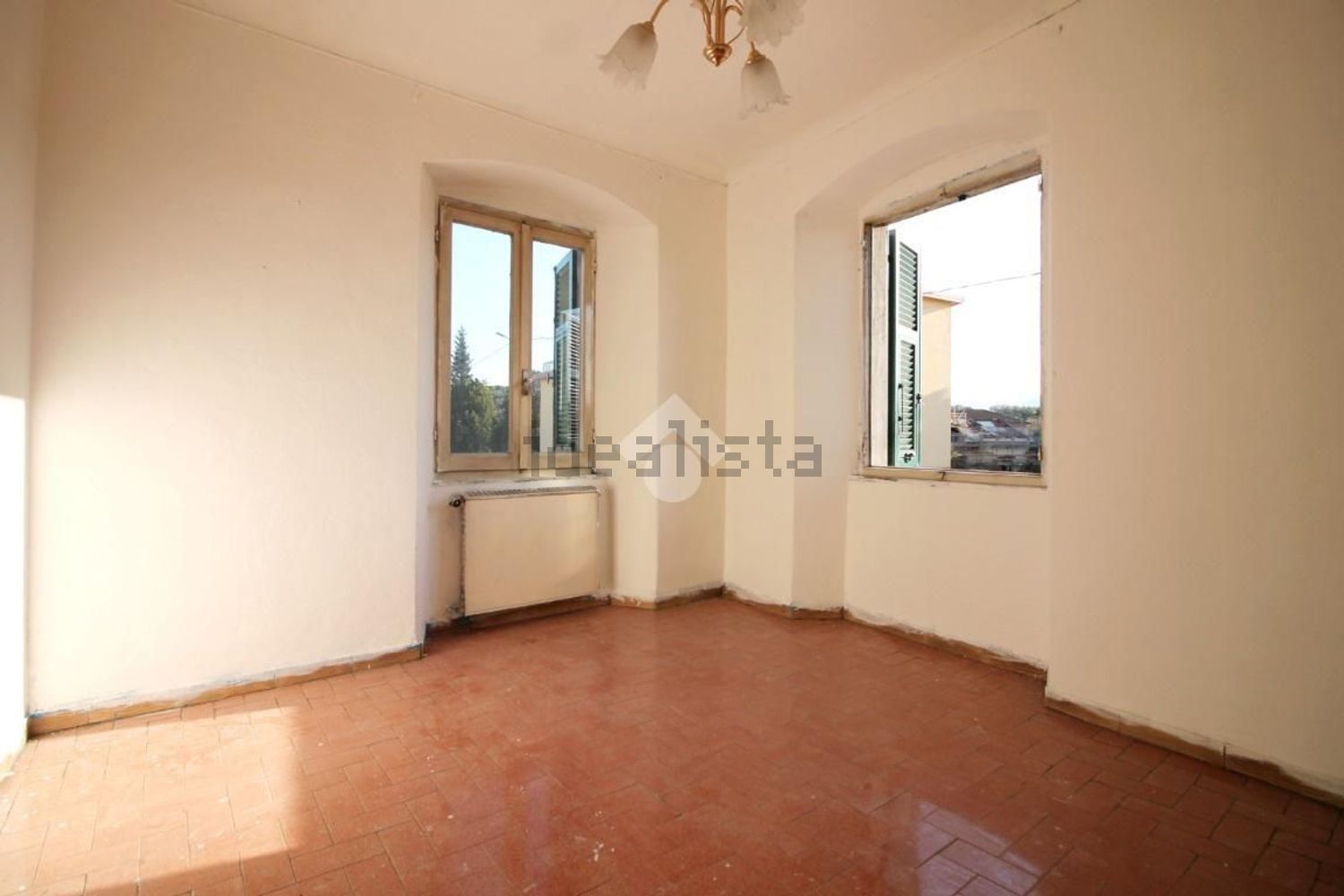 appartamento in vendita a Sarzana