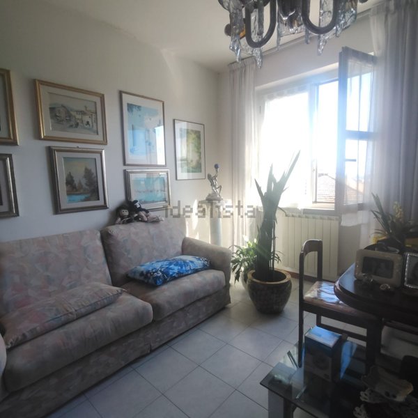 appartamento in vendita a Sarzana