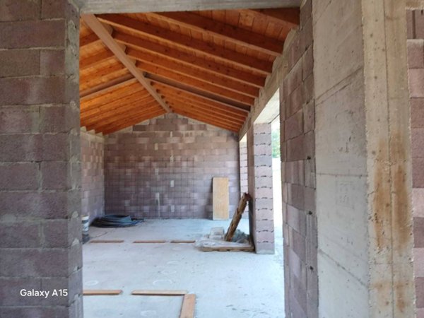 casa indipendente in vendita a Sarzana in zona San Lazzaro