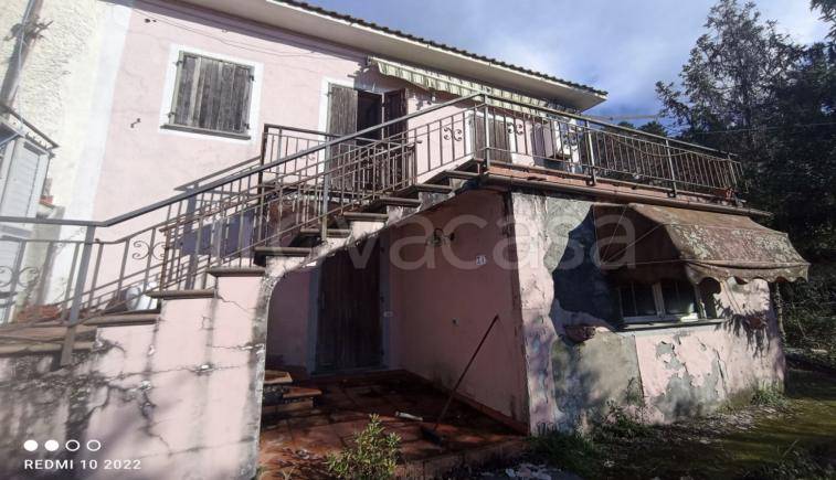 terreno edificabile in vendita a Sarzana in zona Falcinello