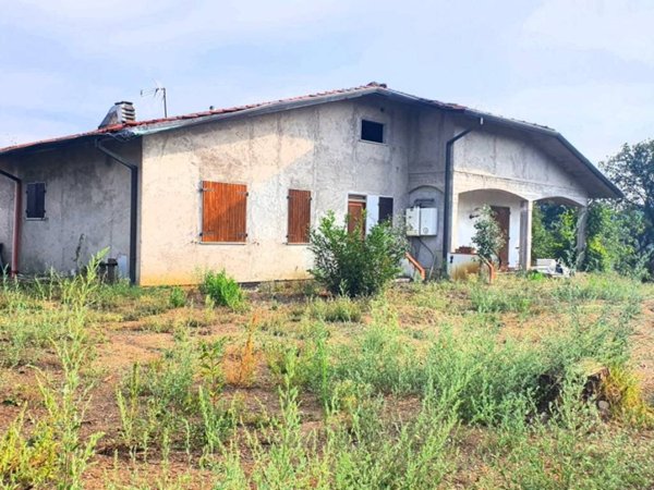 casa indipendente in vendita a Sarzana in zona San Lazzaro
