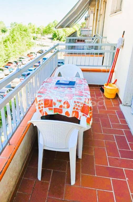 appartamento in vendita a Sarzana in zona Marinella di Sarzana