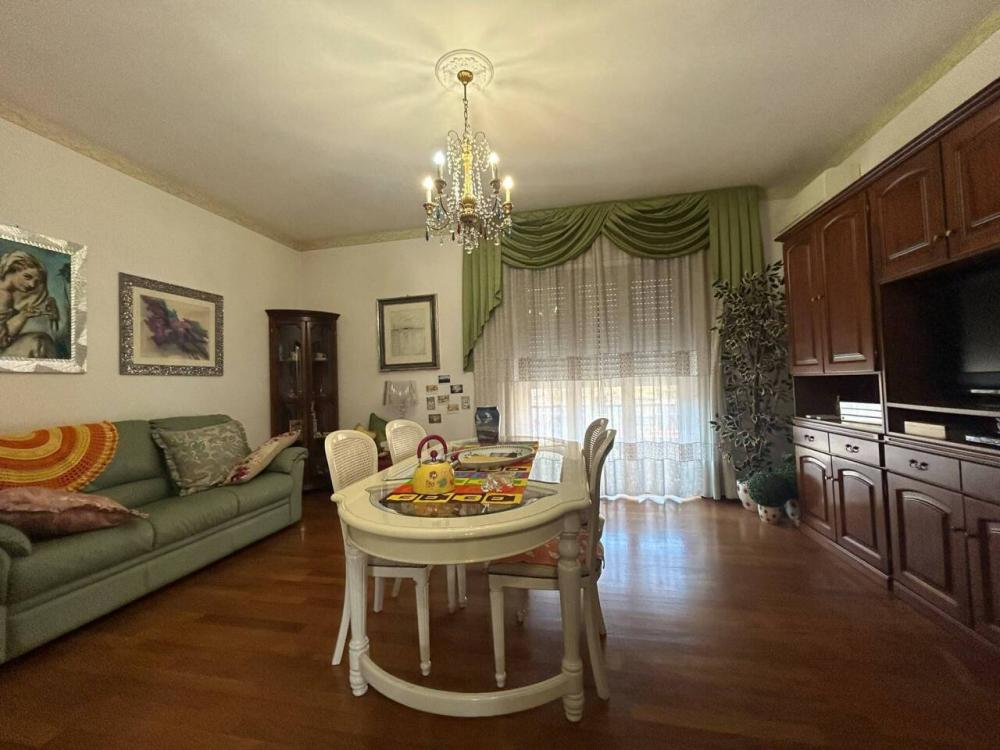 appartamento in vendita a Sarzana