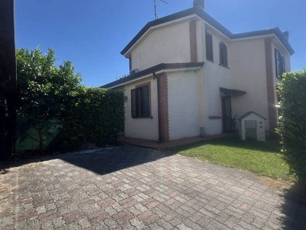 appartamento in vendita a Sarzana in zona San Lazzaro