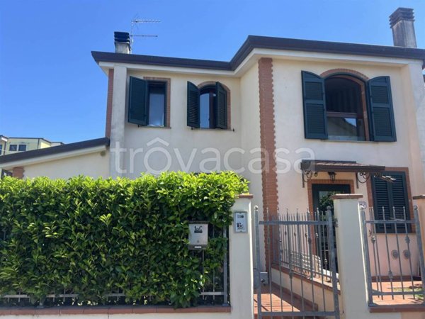 appartamento in vendita a Sarzana in zona San Lazzaro