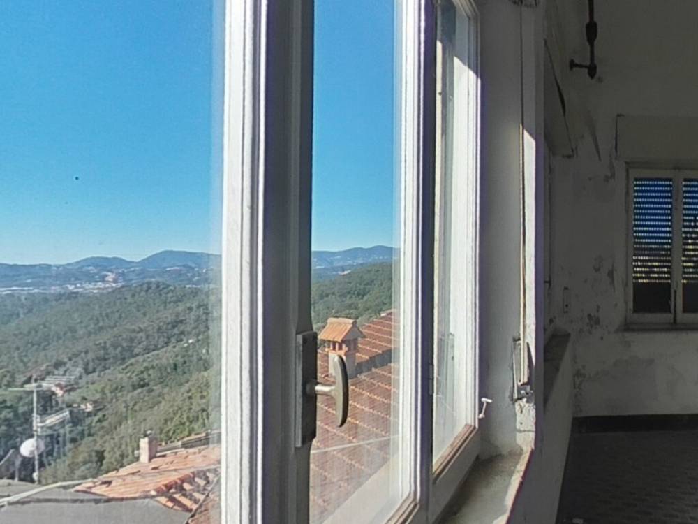 appartamento in vendita a Sarzana in zona Falcinello