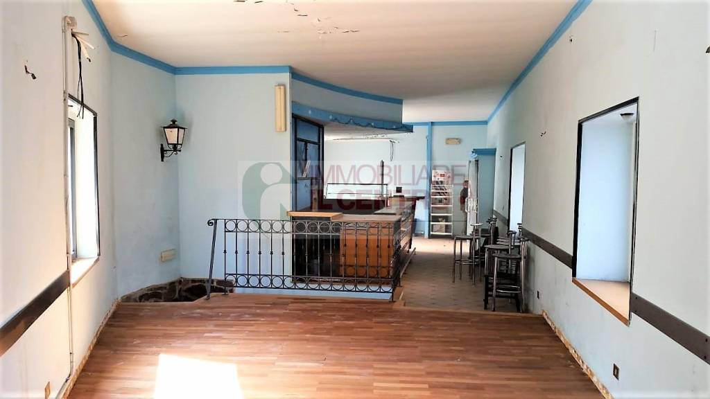 negozio in vendita a Sarzana