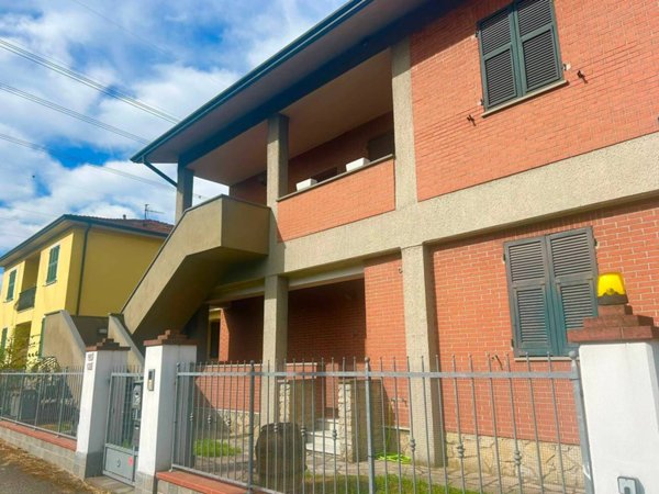 casa indipendente in vendita a Sarzana in zona San Lazzaro